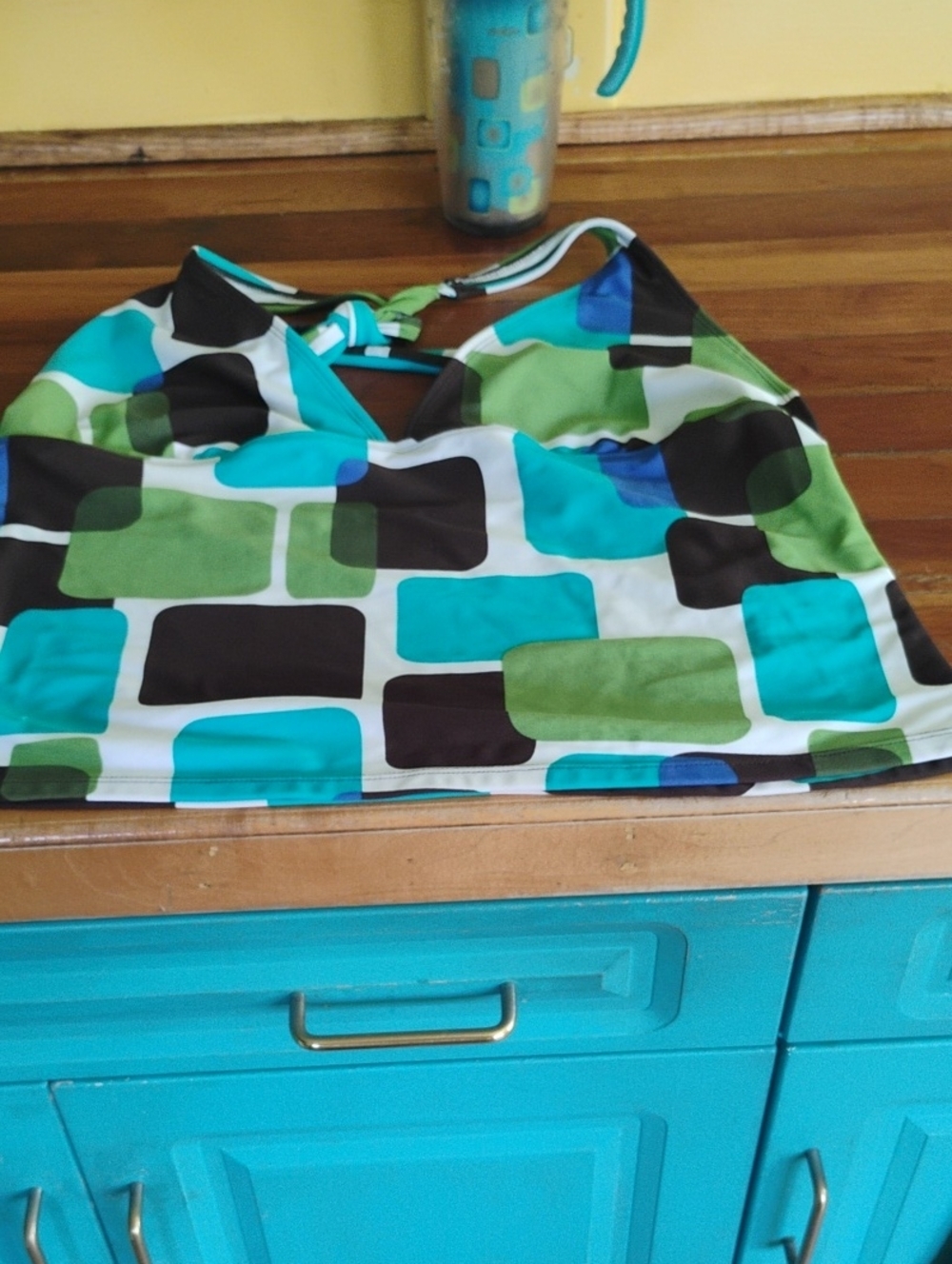 ⚓️ HALTER TOP GEOMETRIC TEAL, LIME AND CREAM  Stunning VNPLC SZ 14/16